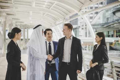 Dubai’de Şirket Kurmak: Vergisiz Gelir Hayal mi Gerçek mi?